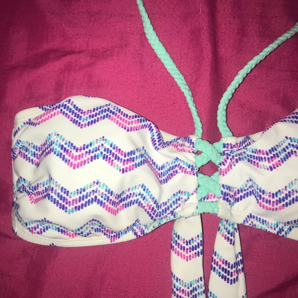 White and Multicolor Striped Bikini Top - Picture 2 of 3